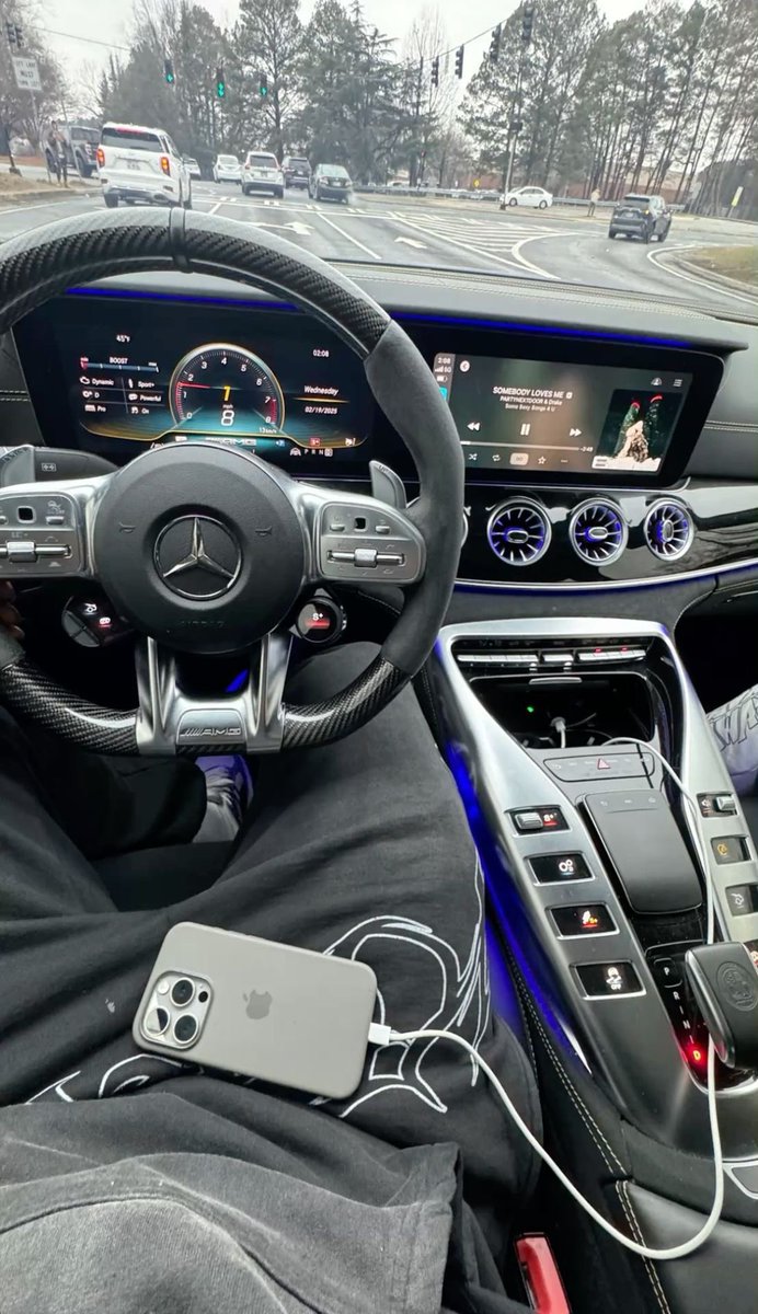 PathOf_Legacy's tweet photo. Which of these cars have a better interior 

Lexus                          Or         Mercedes Benz https://t.co/ooEIZxvL2P