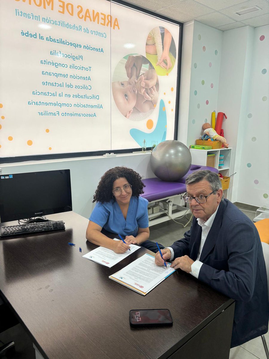 Fundacion_ONCE's tweet photo. Fundación ONCE dona al Centro Arenas de Mónsul de #Almería un exoesqueleto infantil.

Desarrollado por la empresa española @MarsiBionics, es un dispositivo que permite adaptar el movimiento a las capacidades y necesidades de cada usuario

https://t.co/HG7gjD6Kwy https://t.co/MNNYEsmdM3