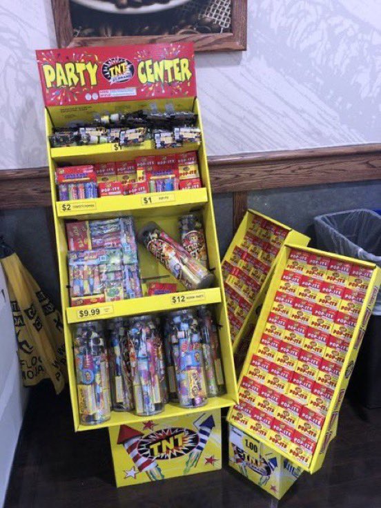 mcfrsPIO's tweet photo. In @MontgomeryCoMD , ALL FIREWORKS (basically anything that will burn, fly, or explode) are ILLEGAL to possess or discharge incl SPARKLERS. Snap-and-pop, noise makers, snakes &amp; party poppers are OK &amp; the ONLY exception to this law. Recommend you attend a public fireworks display https://t.co/TMdy55YjS6