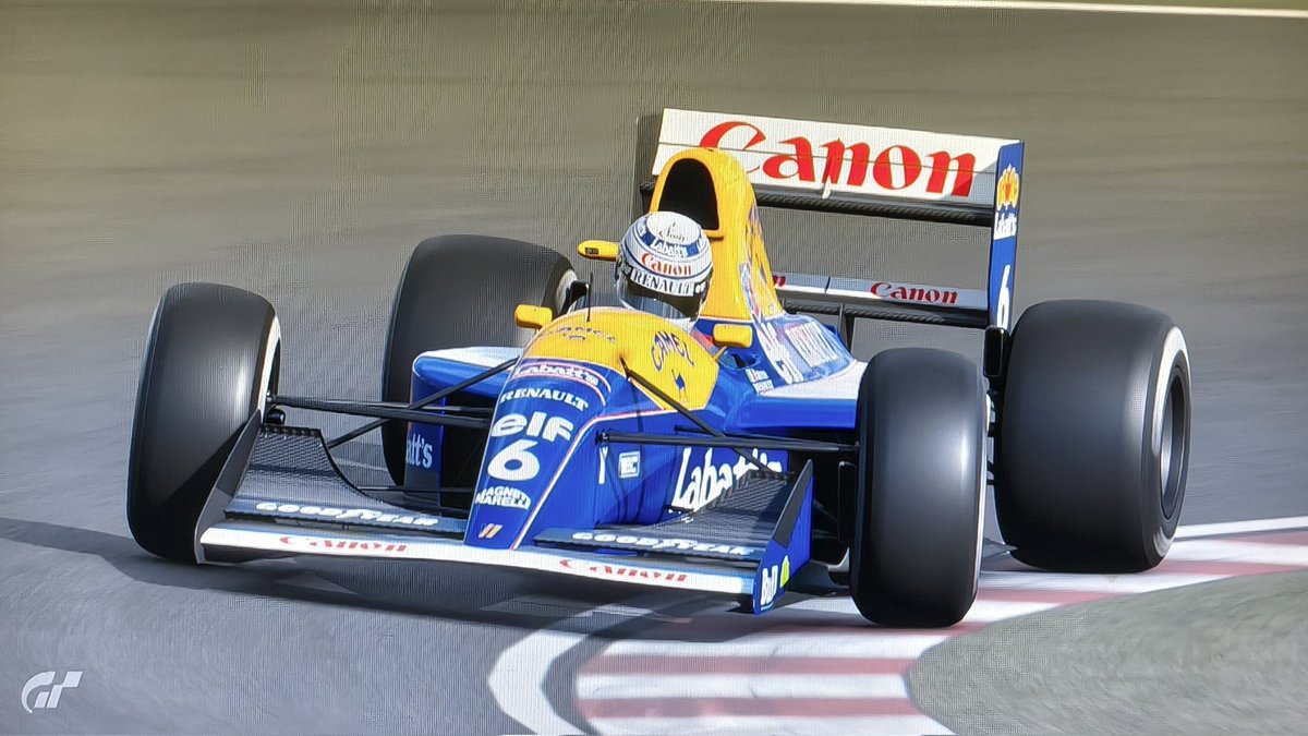 la_rn3's tweet photo. 私は91年のF1が1番好きです 

〇ベテランの四天王(ピケ/プロスト/マンセル/セナ)が揃っている上に若手のシューマッハやハッキネンも登場
〇中嶋悟さんラストイヤー
〇ベルガー鈴鹿コースレコード
〇ホンダがマクラーレンの他ティレルにも供給
〇マシンがとにかくかっこいい

あとZARDがこの年デビュー https://t.co/6kuj3UZhwk