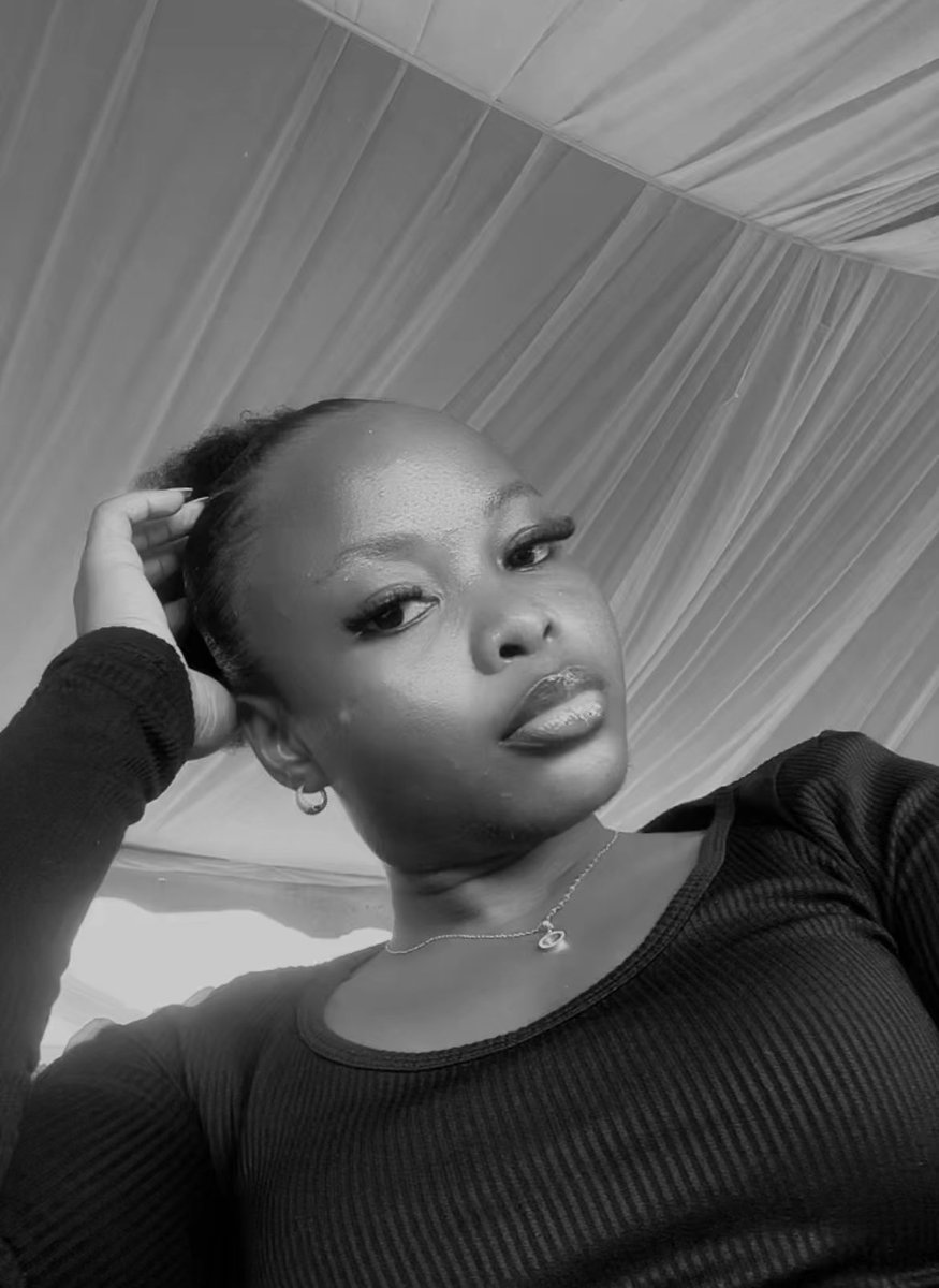 celebritypharm's tweet photo. A picture of you in black and white:

Let’s have it https://t.co/xl2RvxAIr1