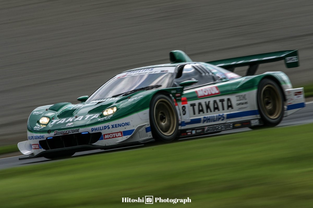 Z33_ROUTE134's tweet photo. 過去レースの写真を開催日順にＵＰしています☆
今回は 2007.09.09
SUPER GT Rd.7 決勝
MOTEGI GT 300kmレース (GT500)
#ツインリンクもてぎ　ロードコース
#JGTC #SUPERGT #スーパーGT 

Rd.7までに5度のポールポジションを獲っていた18号車 TAKATA 童夢 NSXがポール・トゥ・ウィンで念願のシーズン初勝利

GT500決勝結果は、
1位、18号車 TAKATA 童夢 NSX
2位、22号車 MOTUL AUTECH Z
3位、 6号車 Forum Eng. SC430
となりました

GT500クラスのエントリー全16台を撮影したのでスレッド投稿します

※レース名、ドライバー名（敬称略）、車名はJAFリザルトからです
※カーナンバー順にＵＰします
※レース、ドライバー、車などにエピソードや思い入れがあればコメントで教えてください