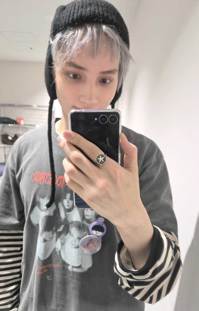 HNKMEDIA's tweet photo. #HUENINGKAI via weverse dm https://t.co/u1CQKmKGaA