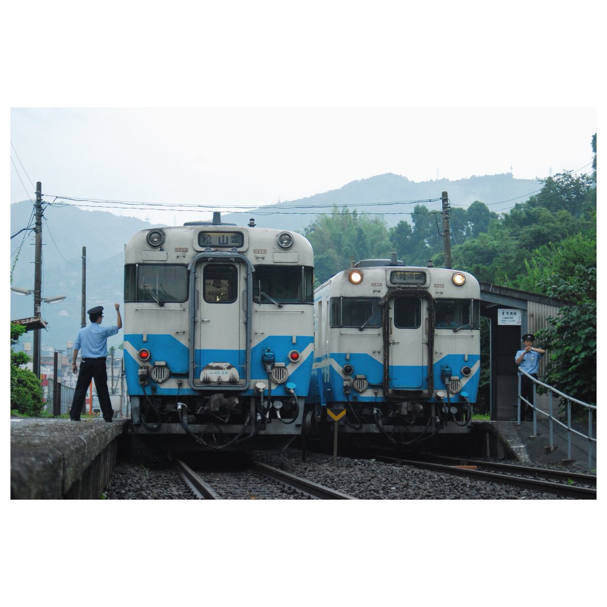 sokosokonice's tweet photo. #キハ65の日
こんな全部整いな気動車二度と出てこんわ https://t.co/EqvWJY1wFg