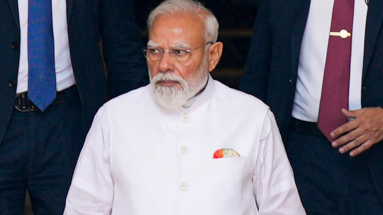 PM मोदी ने भारत में एयरट्रंक की 3 लाख करोड़ रुपये की निवेश योजना का स्वागत किया और डिजिटल अर्थव्यवस्था को बढ़ावा देने पर जोर दिया। 2 Data Centre Specialist AirTrunk To Invest Rs 3 Lakh Crore In India: PM Modi https://t.co/cnVffgOzyh