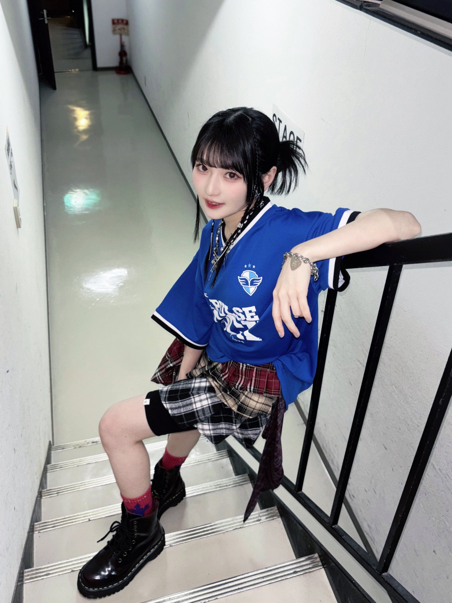 HKDOkpaboAEPk_H.jpg:large