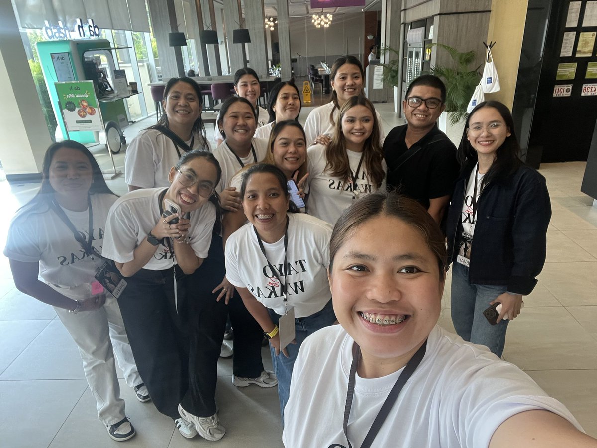 ilovedbforeve's tweet photo. Ate keia wala tayong picture. Si kuya gelo nlng @keiaaemielle 😂😂 https://t.co/Th63Bekt5x