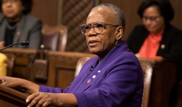 mindingottawa's tweet photo. Senate votes to ban noose as hate symbol on appeal from  @SenatorWanda who recounts her own experience with bigots: "They yell profanities at you &amp; tell you to go back to Africa."  
https://t.co/VzwzS7vvkn #cdnpoli @SenateCA https://t.co/2TPP4XROAc