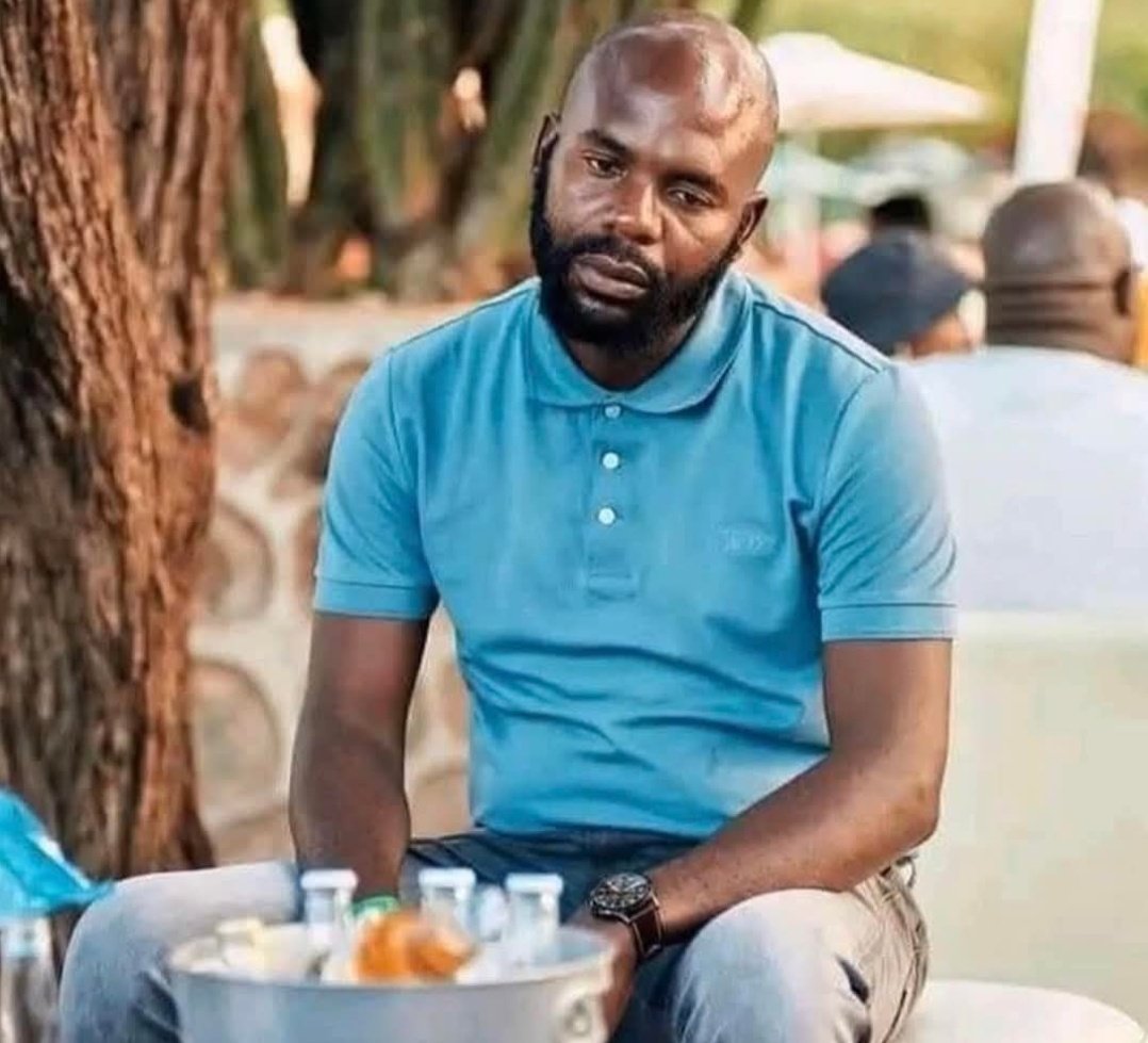 Mabharangizha's tweet photo. Vegans when they accidentally bite their tongue 👅. https://t.co/nU4TITiLDm