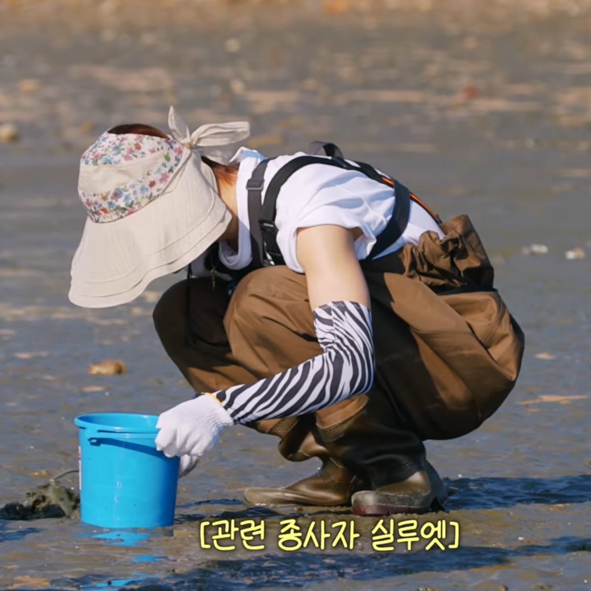 chiozip__'s tweet photo. 갯벌룩까지 아예 흡수해버리심ㅋㅋㅋㅋㅋㅋ아 https://t.co/LTEWqx9wJZ