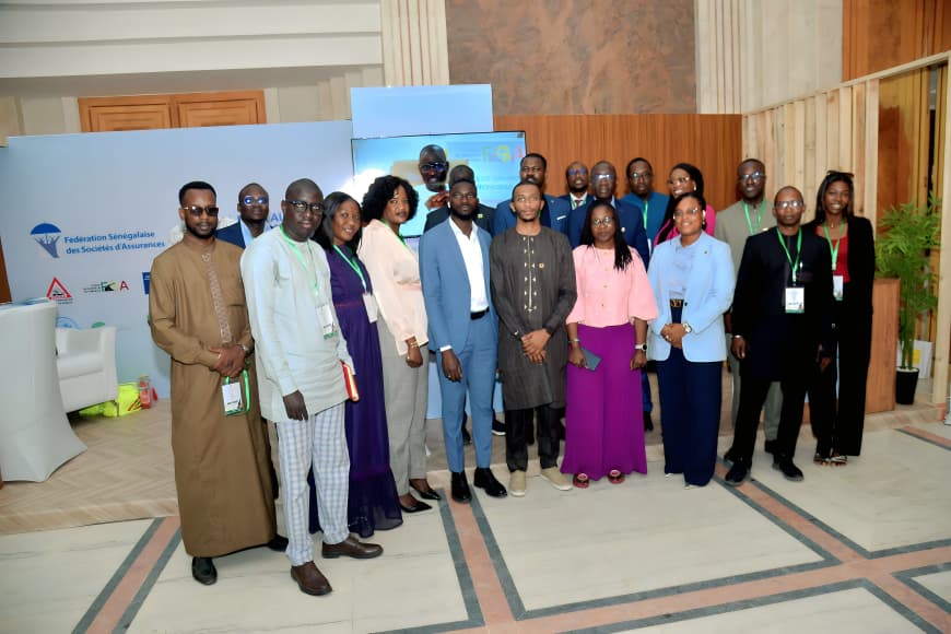 AASENEGAL's tweet photo. Retour en images sur la journée des Assises de la Médiation et de l’Éducation Financière! 💼✨ La FSSA et l'OQSF se mobilisent au King Fahd Palace pour sensibiliser le public aux services financiers et à l'assurance. #ÉducationFinancière #Médiation #Finance https://t.co/29bbzwx5kC