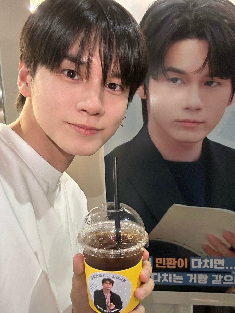 pyngiee's tweet photo. หล่อแบบ หล่อ 😭😭😭😭😭😭 https://t.co/aTfHsQXauA