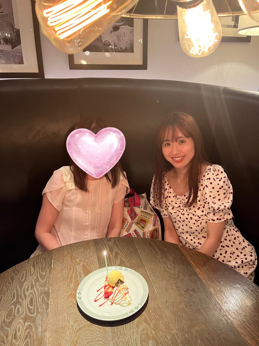 a66pyon's tweet photo. Happy birthday🎂🎈♡
美味しかった〜☺︎

最近さくらんぼ柄のお洋服にはまっている🍒♡
#ロウリーズザプライムリブ #恵比寿 #百名店 https://t.co/r1n0INNpNM