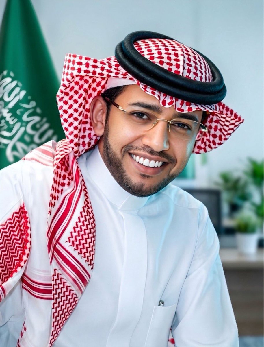 a______sa_'s tweet photo. #يوم_الجمعة 
#ساعه_استجابة 
@AzizbagBag 
——————-
اللهم أكرمه بواسع فضلك، وأنزل عليه من رحمتك وبركاتك ما يملأ حياته سعادةً وطمأنينة. اللهم اجعل له من كل همٍ فرجًا، ومن كل ضيقٍ مخرجًا، ومن كل عسيرٍ يسرًا، ووفقه في أموره كلها، وبارك له في وقته وعمله وأهله.

اللهم احفظه من كل سوء، وأدم عليه نعمة الصحة والعافية، وارزقه راحة البال وسكينة القلب، وافتح له أبواب الخير والرزق والتوفيق، واجعل القادم من أيامه أجمل مما مضى، وحقق له ما يتمنى، واجعل له نصيبًا من الفرح يفوق توقعاته، ورضًا يملأ روحه، وخيرًا لا ينقطع ابداً 🤲🏻