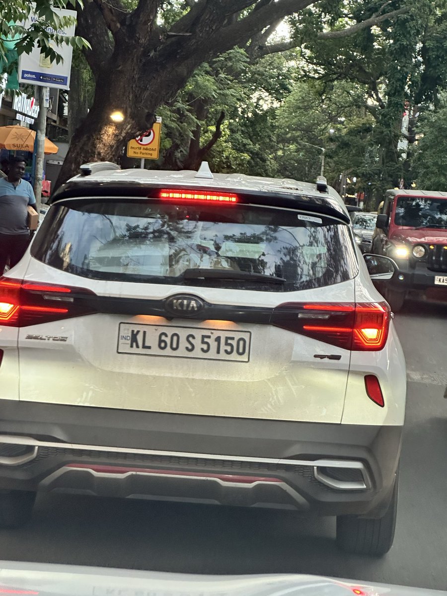 vinaynj's tweet photo. @blrcitytraffic This vehicle drove so rash and on the wrong side at 12th Main Indiranagar at 6:15pm 5th June 2026

Very bad attitude of driver https://t.co/lNTUTweo4f