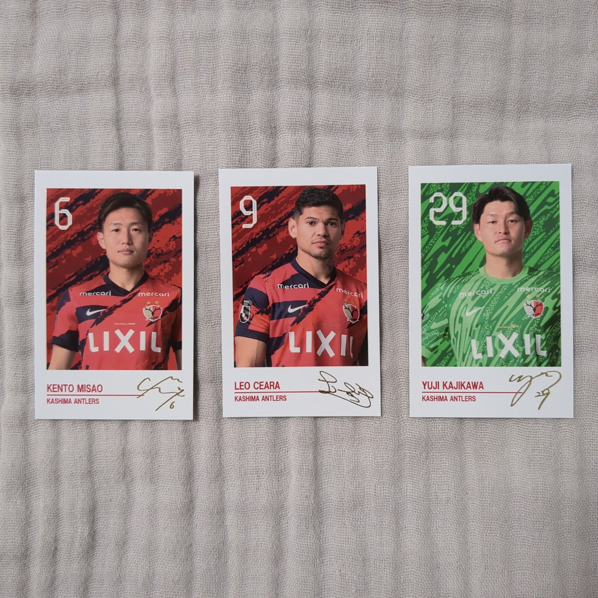 mie41antlers's tweet photo. 2025年インスタントフォトカード

譲:6三竿健斗、9レオセアラ、29梶川裕嗣
求:71荒木遼太郎または200円

6/6神戸戦にて交換または買取可能な方がいましたらお願いいたします！

#鹿島アントラーズ https://t.co/cjHyjng01d