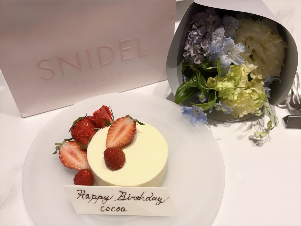 st8llq's tweet photo. 念願のgentle dining🥣🎀♡
だいすきなお友達にお祝いしてもらって早速幸せな一年になる予感💕♩ https://t.co/aBZiiv6PeT