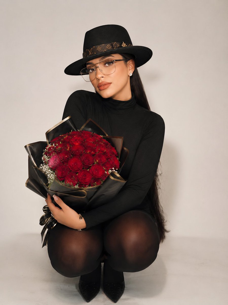 Empress Dee tweet media