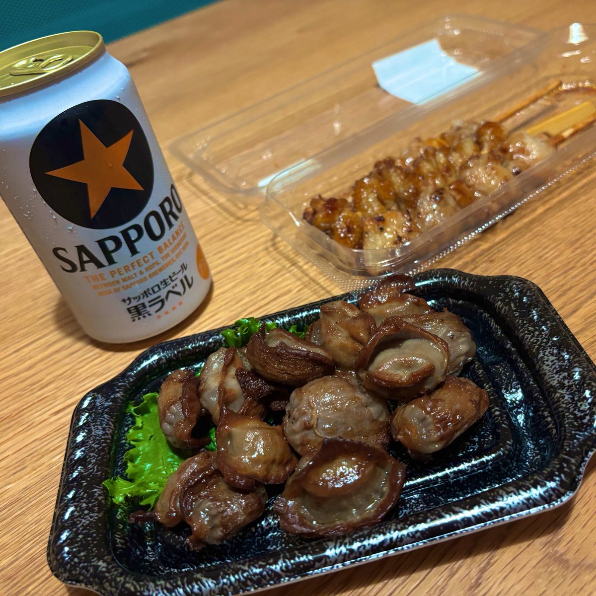 mayugirl's tweet photo. 夜はこれから…🍻 https://t.co/4zJM5COPDj