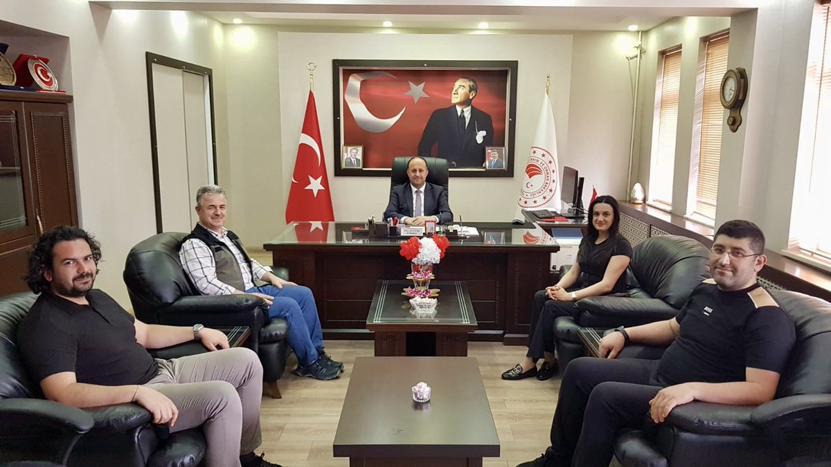 TulipProjesi's tweet photo. 📍TULIP Projesi kapsamında yürütülen Çekerek Havzası Rehabilitasyon Projesi faaliyetleri yerinde incelendi.

Yozgat Tarım ve Orman İl Müdürlüğünde gerçekleştirilen değerlendirme toplantısının ardından Darıca Köyü'ndeki mera rehabilitasyon sahasında incelemelerde bulunuldu. https://t.co/ubMJ4dQ855