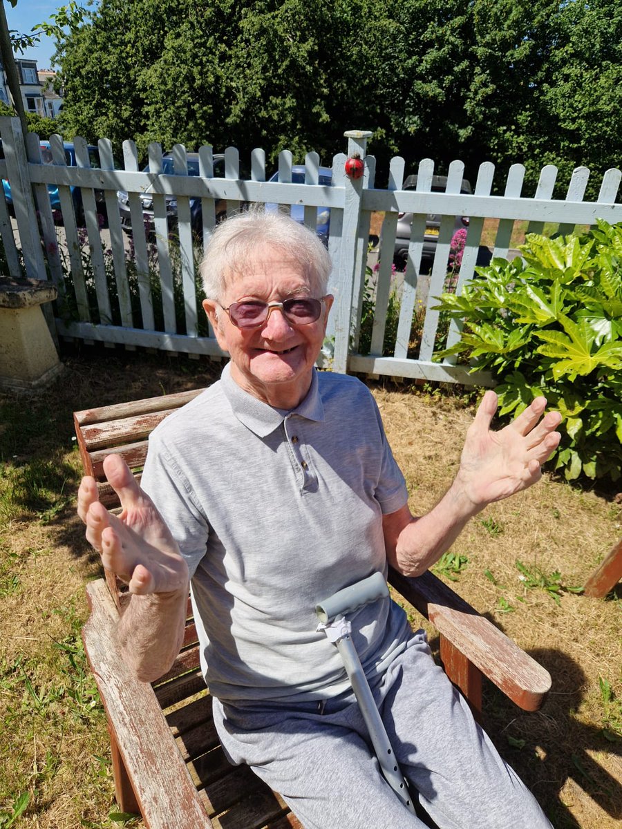 EdenmoreNH's tweet photo. Sunscreen and hats on to enjoy the lovely sea breeze and blue skies from our garden area! Last week's weather was pretty incredible. We're looking forward to spending a lot more time outside in summer. 🌞
#ilfracombe #northdevoncarehome #northdevonnursing #devoncarehome https://t.co/YeiFnEtyUQ