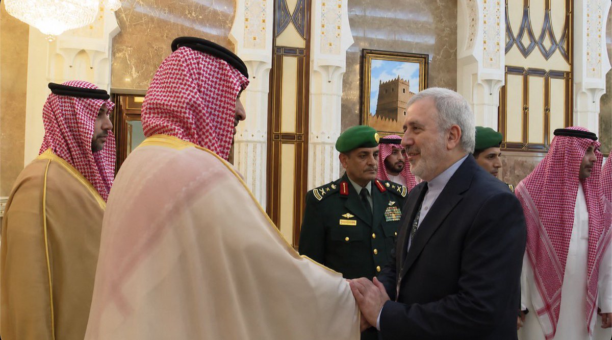 NewsNow4world1's tweet photo. 🚨سفير إيران لدى السعودية: 
للمملكة كل التقدير والعرفان على بذل جهودها لخدمة ضيوف الرحمن وخاصة حجاج ومواطني ايران https://t.co/ReTxDLOAEd