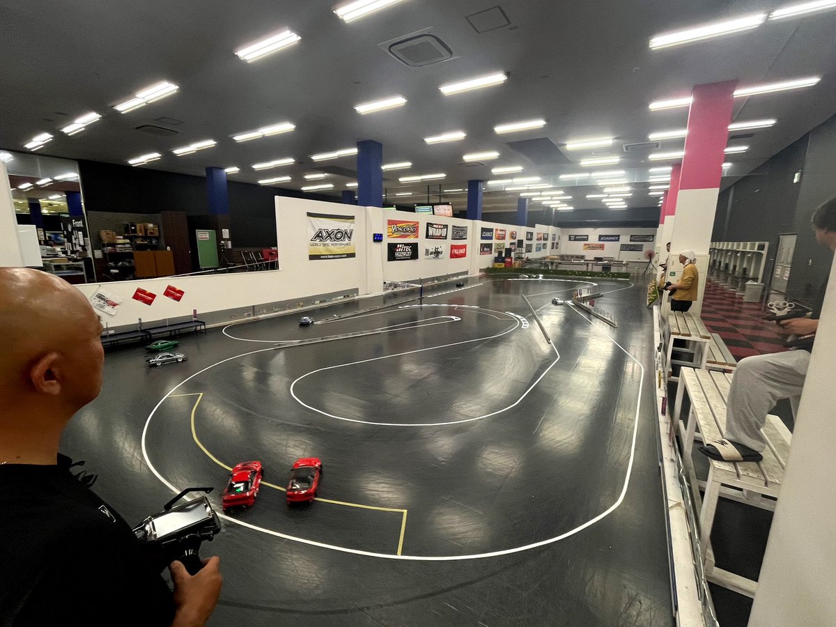 joyusrccircuit's tweet photo. レイアウト変更完了です👍
皆様お手伝いありがとうございました😆
#東北スタイル https://t.co/9Q5nlJElX2