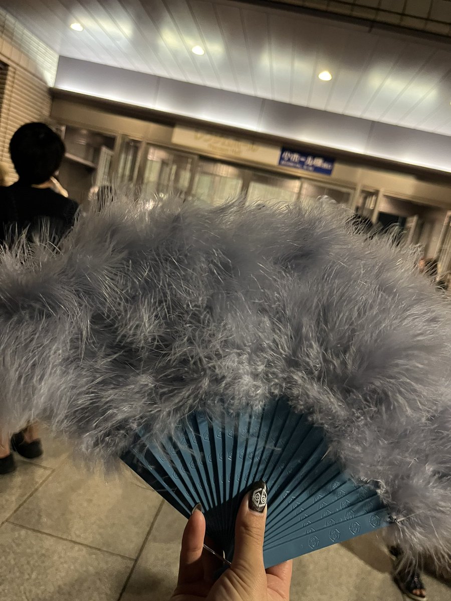 naoko99's tweet photo. 毎年来てくれてありがとう！！！😭
二曲目の選曲すごくよかった！！！！
美味しいものも食べているよ https://t.co/kgs9XJMDiK