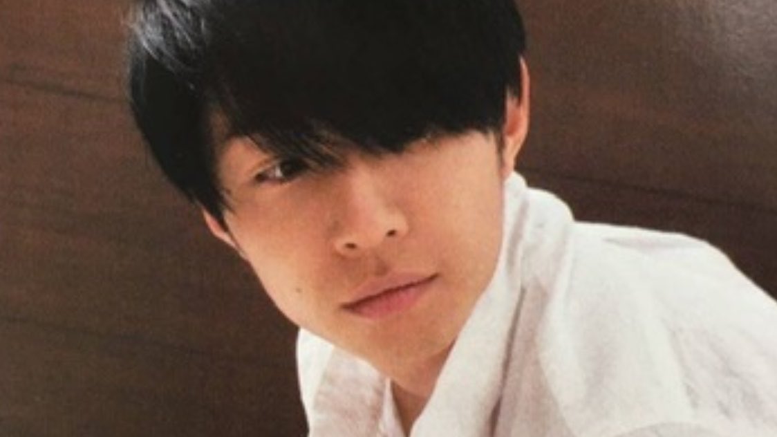 ma_angel___'s tweet photo. 『メロい』って言葉が流行る前ってなんて言ってたから覚えてないけどこの辺りは非常にメロい相葉くん🤩💚 https://t.co/17neDXmlP3