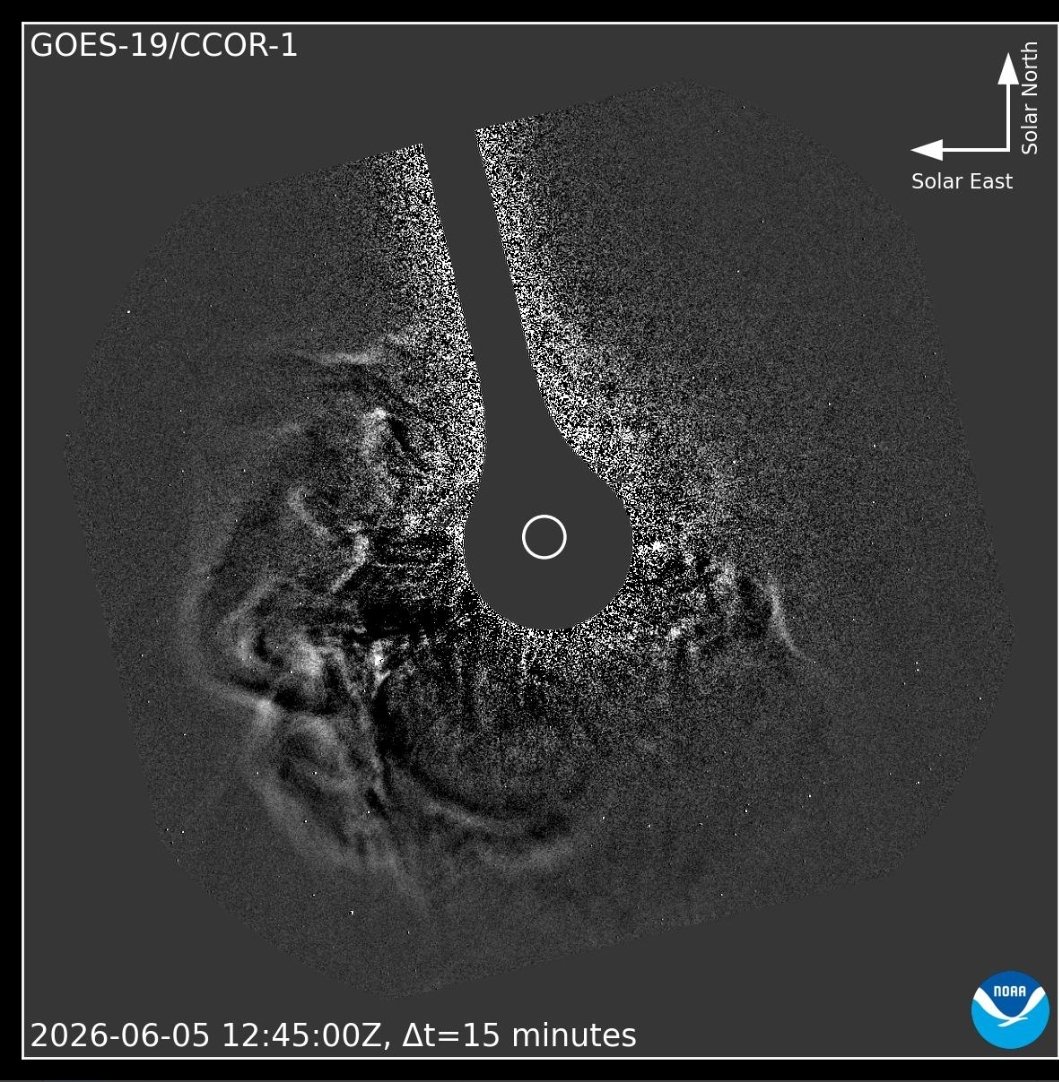 JAtanackov's tweet photo. BOOM! Large and fast far side full halo CME right now. CCOR-1 images. What a spectacular blast! More soon! https://t.co/BWrOOmQqiY