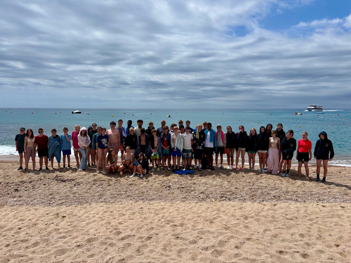 QVSchool's tweet photo. The Spain trip enjoy a final beach day before heading home to sunny Scotland π΄σ §σ ’σ ³σ £σ ΄σ ΏπβοΈ
They have all had an absolutely amazing time πͺπΈ π€ πΆ π π
Thank you to all the staff for supporting this experience
β€οΈππ
#TogetherWeAreQVS
#ActivityWeek2026 https://t.co/zrnRf2ZdXF