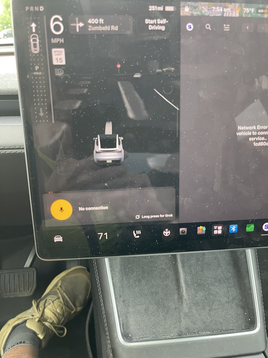 STL_Food_Critic's tweet photo. @elonmusk Really not working well this morning- did you forget about Tesla? https://t.co/i0zxR8bLH2