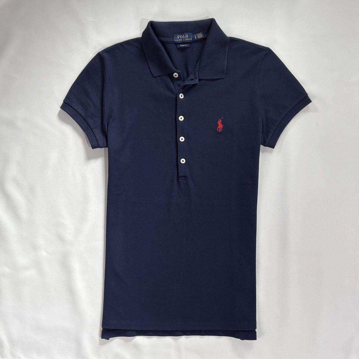 strrrie's tweet photo. คอปก Polo Ralph Lauren สีกรมปักม้าแดง
งาน 5 กระดุม ตัวนี้สภาพใหม่มากก สีใส่ง่ายไม่เคยตกเทรนด์♥️✨

𖧷 อก : 32-34 ยาว : 25

𖧷 สภาพดี ไม่มีตำห���ิ

𖧷 ราคา 1490 บาท https://t.co/vUUmPvehRi