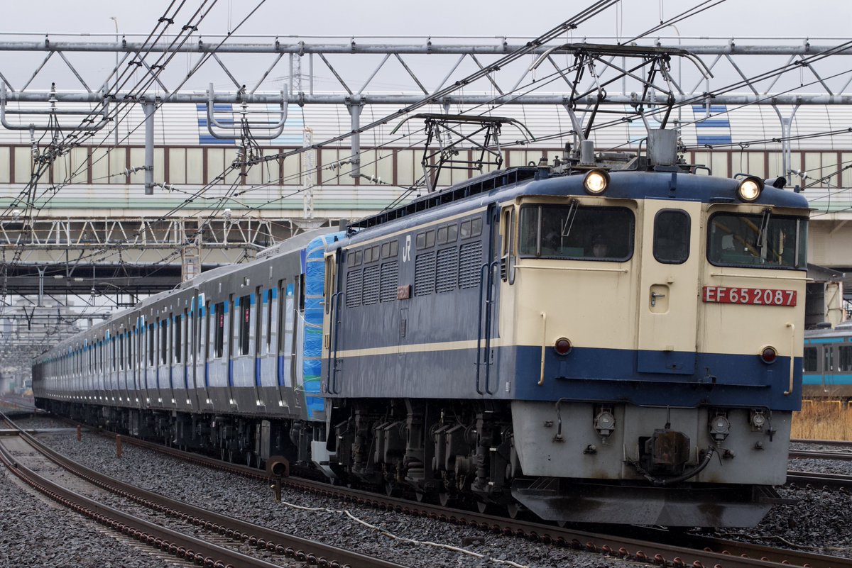 na_boshi's tweet photo. #EF65の日
 定期は無くなり、その姿を見る機会は減りましたが見かけると嬉しいものですね。 https://t.co/eOWtlDQWSb