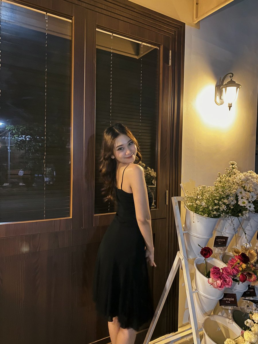 lilie tweet media