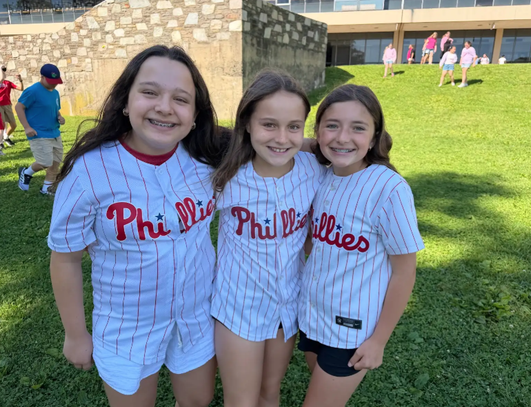 Abington_Middle's tweet photo. The Stingrays showed their Phillies pride for their June team activity! Students participated in a spirit wear contest during Advisory and were able to watch the Phillies game together in the afternoon. Congratulations to Mrs. Barrett's advisory for winning the spirit contest! https://t.co/BtMAjImoJk