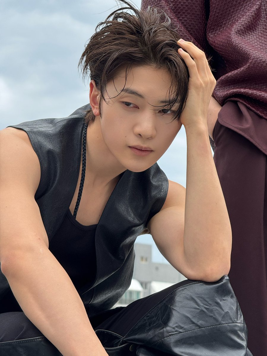 seokmatthewph's tweet photo. [📸] 260605 ZEROBASEONE Instagram Update -  #SEOKMATTHEW (1/3)

🌃
🔗 https://t.co/dD0wcc01mV

#석매튜 #ZEROBASEONE     #ZB1     #제로베이스원 https://t.co/GtBZLMZFkQ