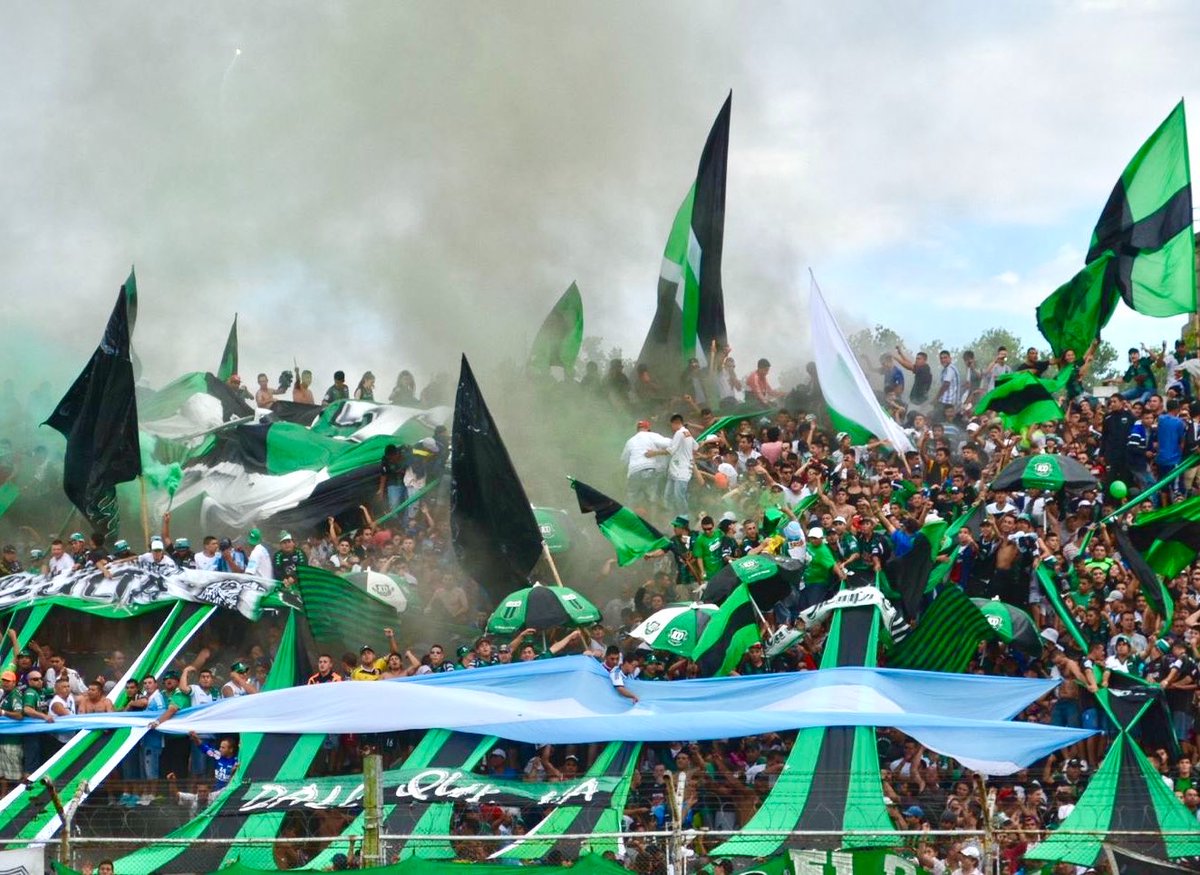 NuevaChicago's tweet photo. ♾️ Banderas en tu corazón.
Hasta siempre Indio Solari.💚🖤
Tu poesía seguirá sonando en cada tribuna. https://t.co/FLonQqcza0