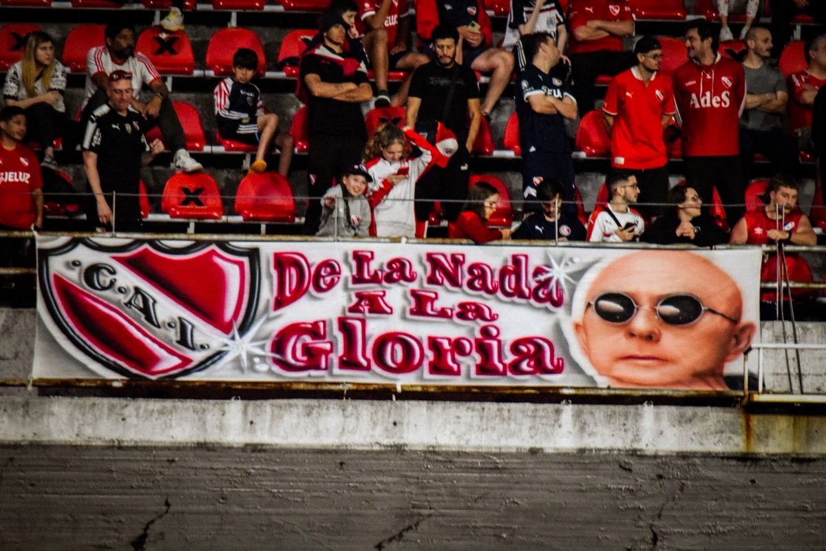 nicorubinetti's tweet photo. Generaciones enteras acompañaron al Rojo con un trapo con una tus canciones.

QEPD Indio. https://t.co/dWK6o6bjXY
