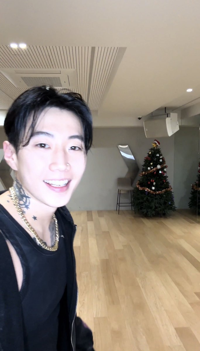 DPNIJP's tweet photo. 그저 빛 https://t.co/EKRmH7ikn3