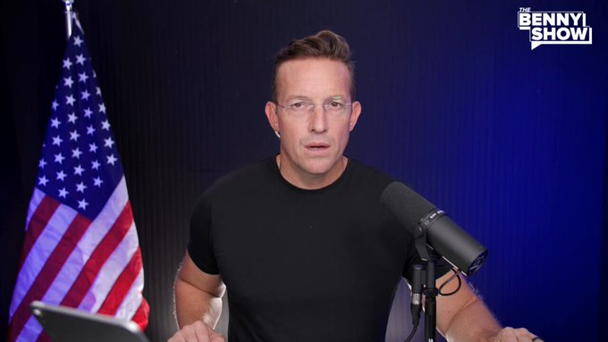 Maeve0854's tweet photo. 🚨President Trump Announces Federal Investigation of California Election CHEATING  Over 36 hours since polls closed and only 58% of the vote is in.  Florida can count 10 million votes in a night, but California takes weeks.  There's too much opportunity for fraud and it must be https://t.co/1UnjRLBXur