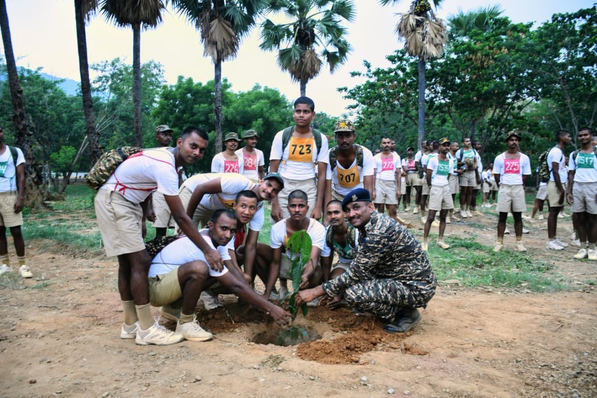 crpf_rtc5's tweet photo. Guarding the nation, nurturing the nature. 🇮🇳 RTC Rajgir CRPF marks #WorldEnvironmentDay with a mega plantation drive on campus. Together, let’s grow a greener and healthier future! 🌱🌍 #CRPF #GreenIndia 
#EnvironmentDay2026
@crpfindia 
@CRPF_Trg_Sector https://t.co/mV1EJyUR2g