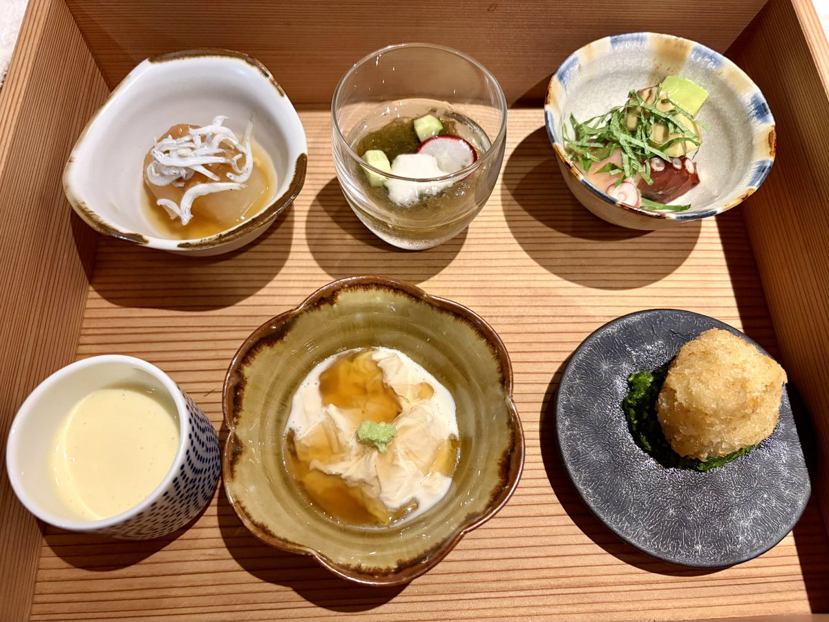 888marui's tweet photo. 食事もとっても美味しかったです✨

Mantle @0xMantleJP 

@Gem3a 
@aki_playaxie 
@takimi_NFT 

本日はお招き頂きありがとうございました🙏 https://t.co/eHDMHTe49B