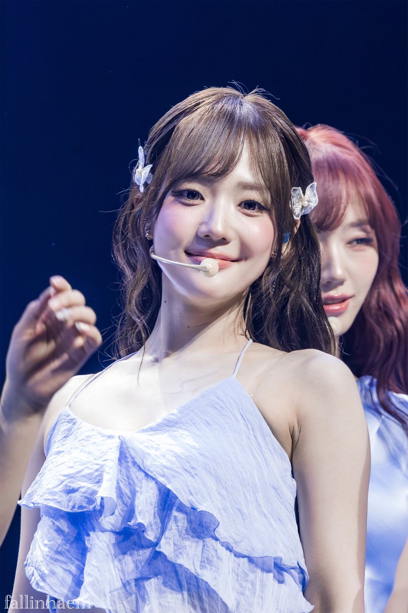 fallinhaem's tweet photo. 260601

Showcase HQ

#트리플에스 #윤서연 #서연
#tripleS #Seoyeon https://t.co/VRKVjIQLnl