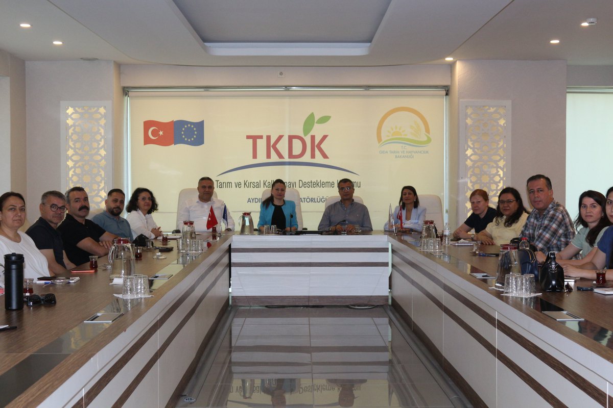 TkdkAydin's tweet photo. 📍 TKDK Merkez Uzmanlarından #Aydın İl Koordinatörlüğümüze Çalışma Ziyareti
#TKDK Merkez uzmanlarımız, #IPARD III Programı kapsamında uygulanan tedbirler ve saha uygulamalarına ilişkin değerlendirmelerde bulunmak üzere İl Koordinatörlüğümüze çalışma ziyareti gerçekleştirdi. https://t.co/CCGdpckTuI