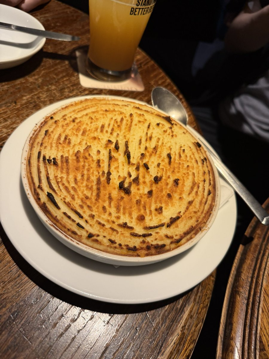 nw_engineer's tweet photo. 美味いイギリス料理だった https://t.co/SwYsZnvBBC