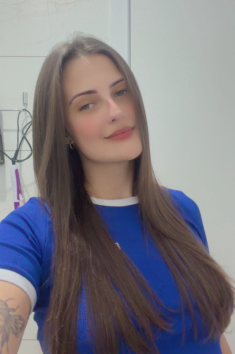 tocalost's tweet photo. Me achei muito bonitinha https://t.co/fDGbGlx5sS