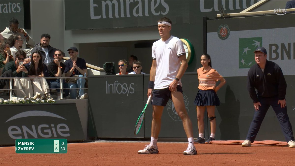 KCZeeko's tweet photo. Coucou @Gotaga 👋
Tu te régales à #RolandGarros https://t.co/ydN02T59mt