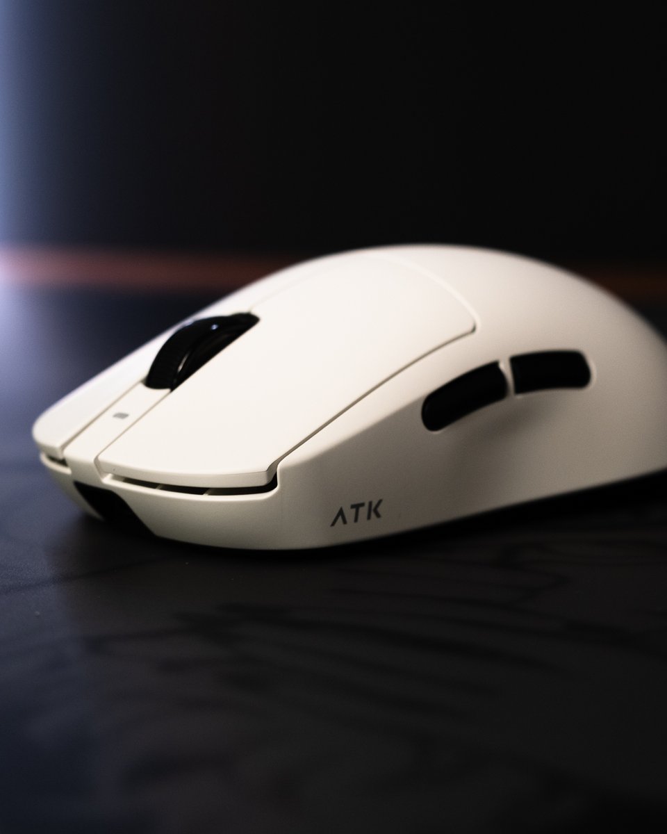 MaxEsportGG's tweet photo. Sous tous les angles, c'est un sans-faute. 😮‍💨

La A9 Pro Max 2.0 s'invite sur vos écrans aujourd'hui. Difficile de faire plus clean et efficace pour un setup.

Vous validez le visuel ? 📷 

🛒 : https://t.co/p4eE5dwJgl https://t.co/Yx1zaje72W