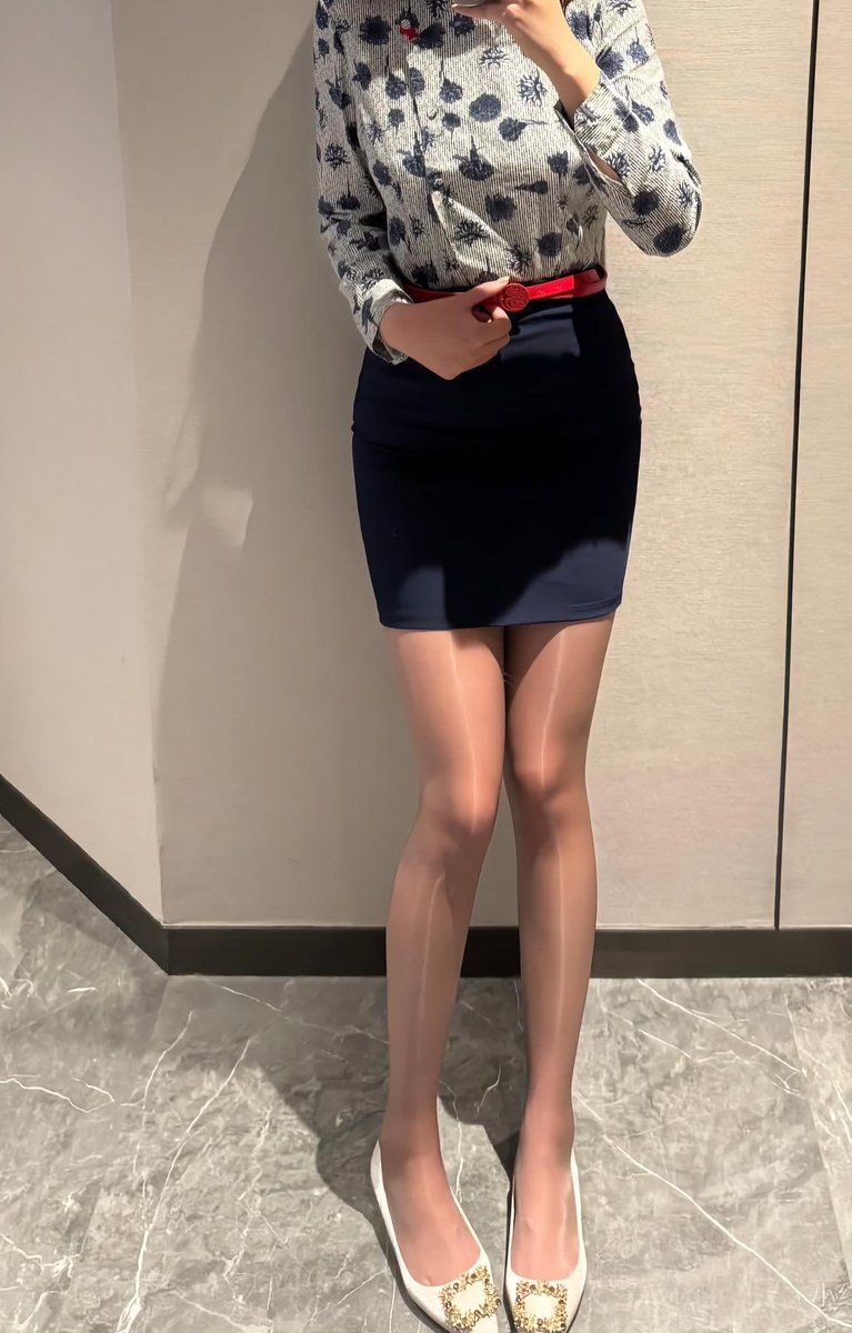 jsschachter's tweet photo. 到了晚上就开始发晴，在床上翻来覆去睡不着，就想被滚烫的香肠填满… https://t.co/gIHCUjLVRC
